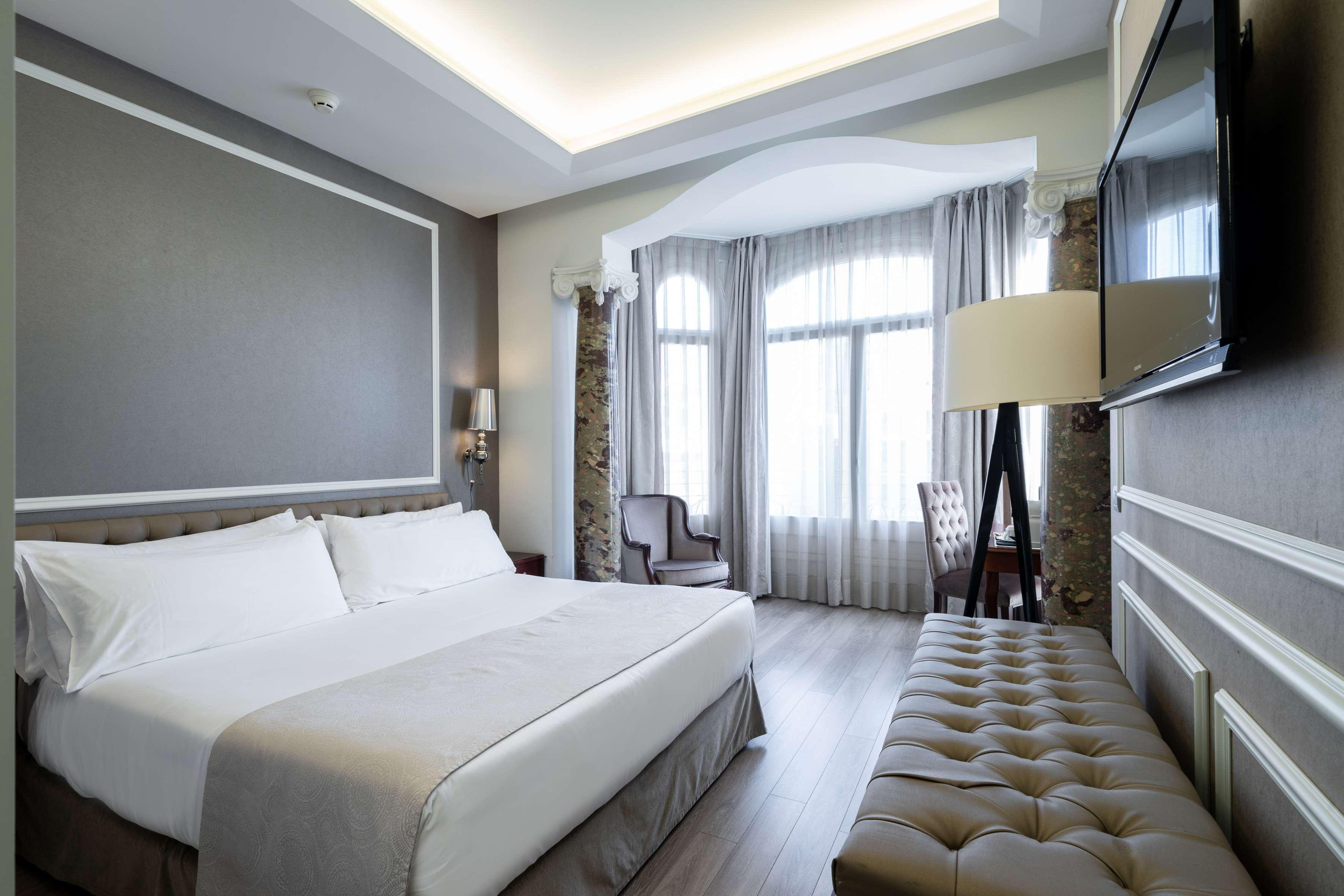 Catalonia Passeig De Gracia 4* Sup Hotel Барселона Екстериор снимка