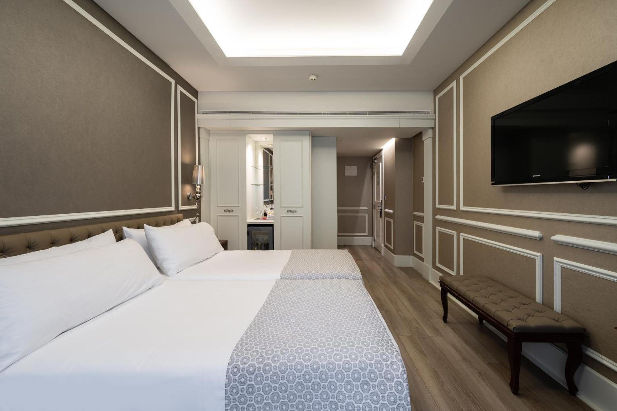 Catalonia Passeig De Gracia 4* Sup Hotel Барселона Стая снимка